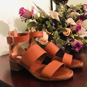 Steve Madden sandals